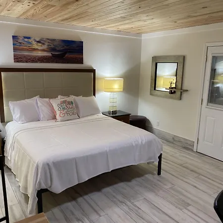 Gulf Coast Inn-2